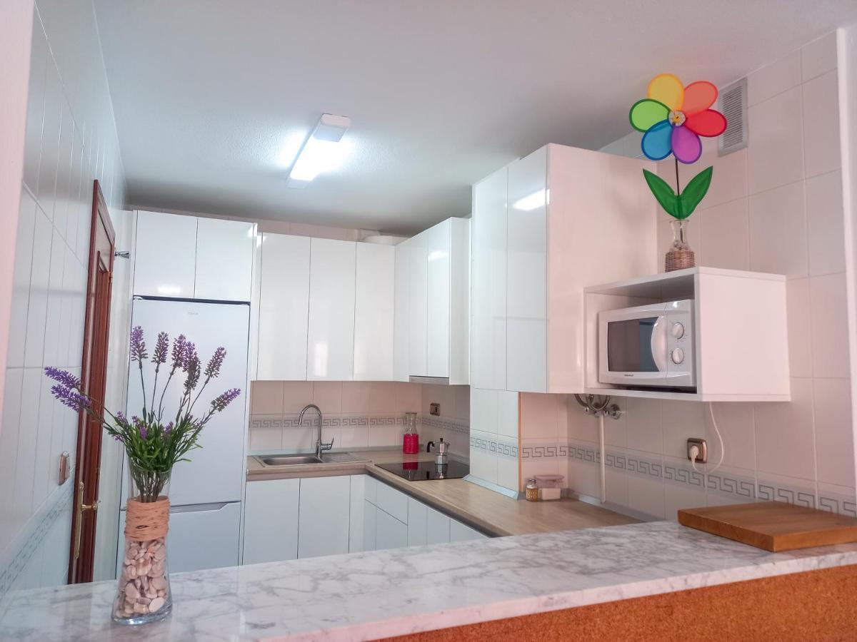 Apartamento Hibisco , Primera Linea De Playa Almuñécar Εξωτερικό φωτογραφία
