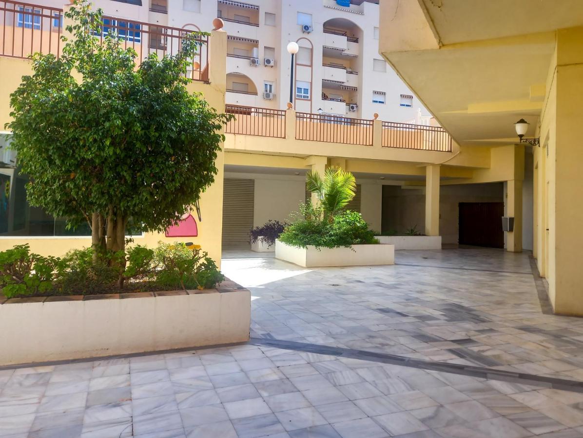 Apartamento Hibisco , Primera Linea De Playa Almuñécar Εξωτερικό φωτογραφία