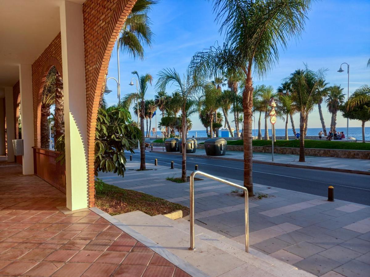 Apartamento Hibisco , Primera Linea De Playa Almuñécar Εξωτερικό φωτογραφία