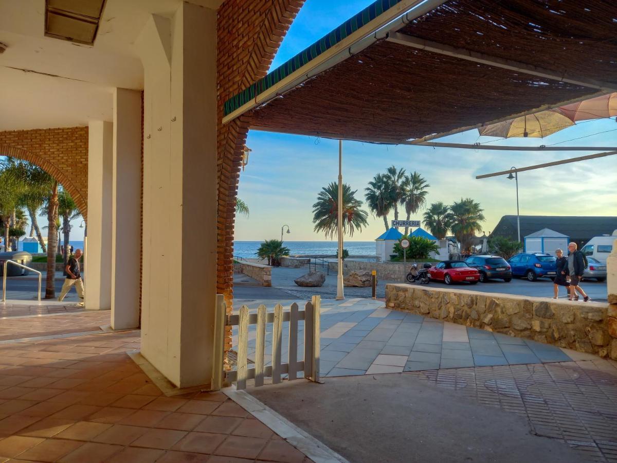 Apartamento Hibisco , Primera Linea De Playa Almuñécar Εξωτερικό φωτογραφία